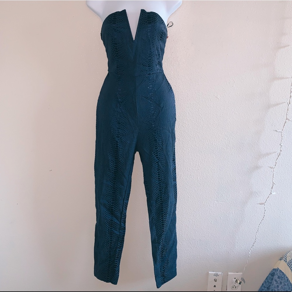 ✨ Missguided Blue Snake Print Jumpsuit Strapless - Picture 8 of 16